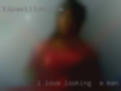 I love giving looking for a man and reciiving oral sex.